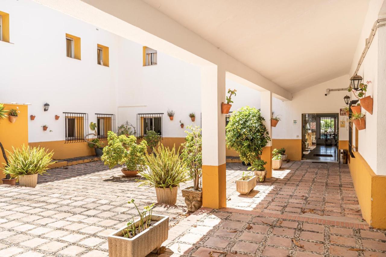 Albergue Inturjoven マルベーリャ エクステリア 写真
