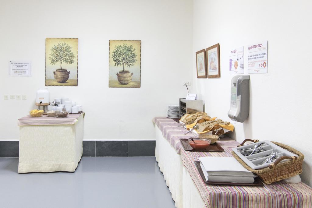 Albergue Inturjoven マルベーリャ エクステリア 写真
